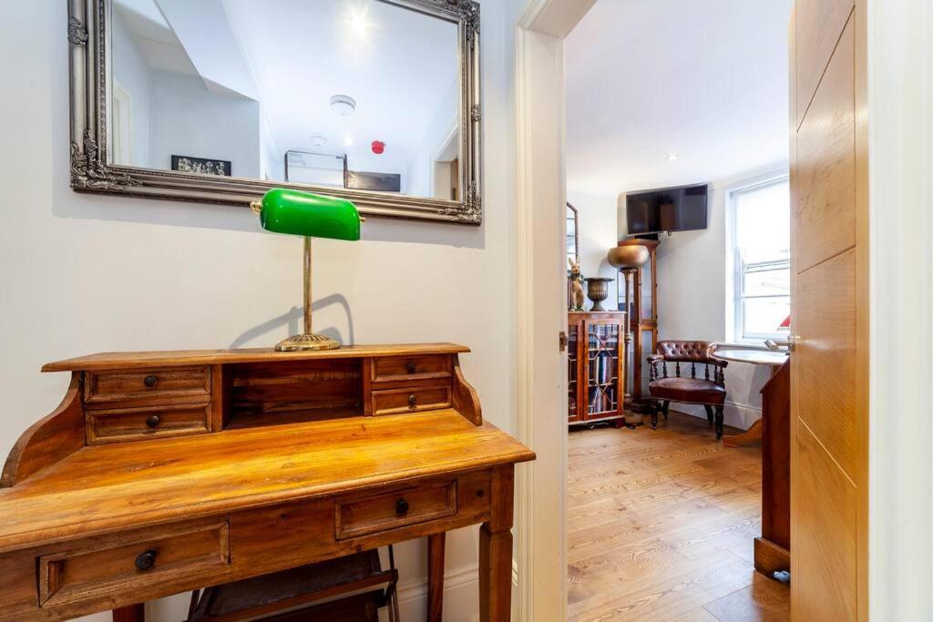 Outstanding Antique 1Br Flat In Soho Apartment London Exterior photo